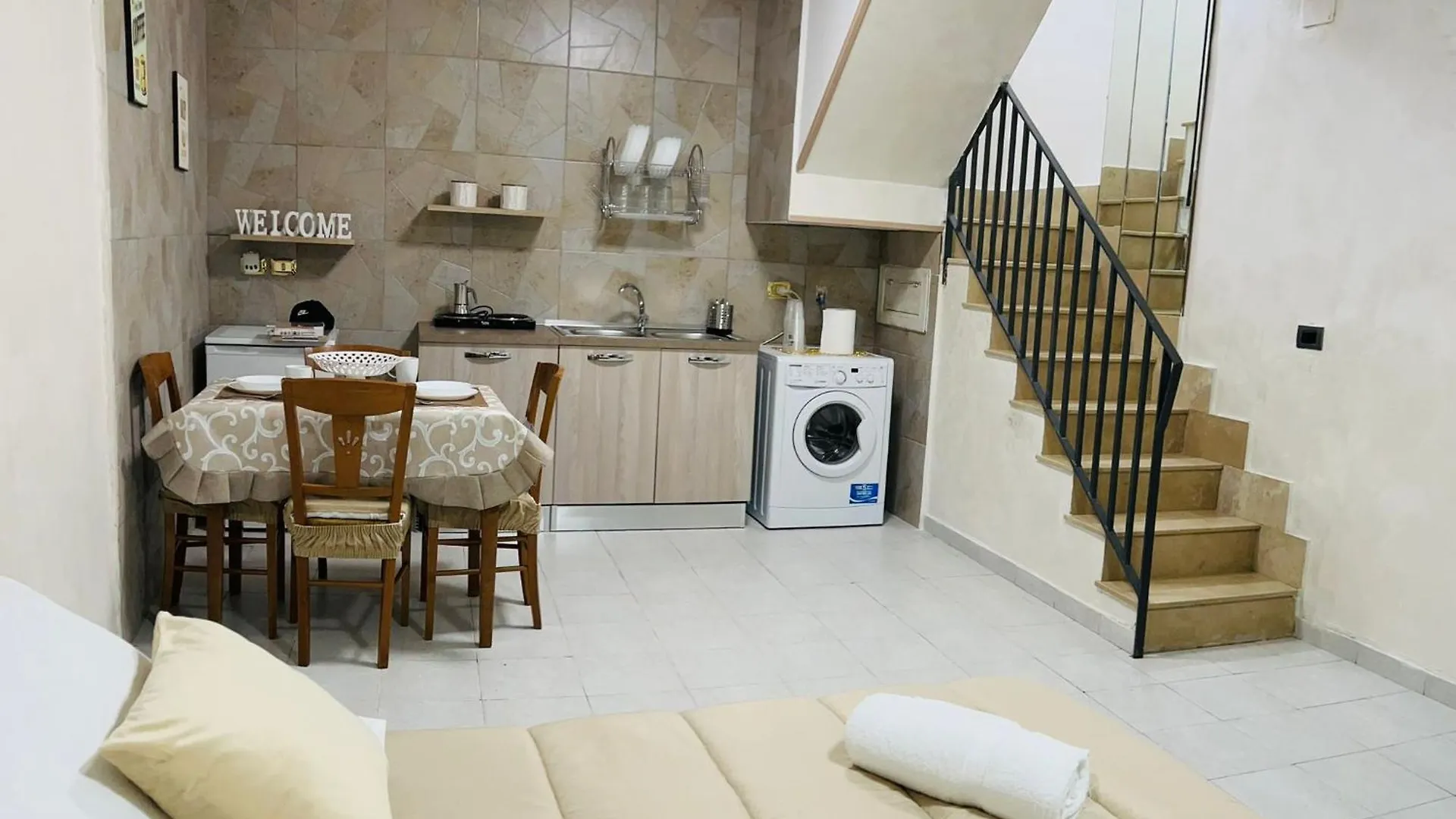 Apartment Home Green Naples